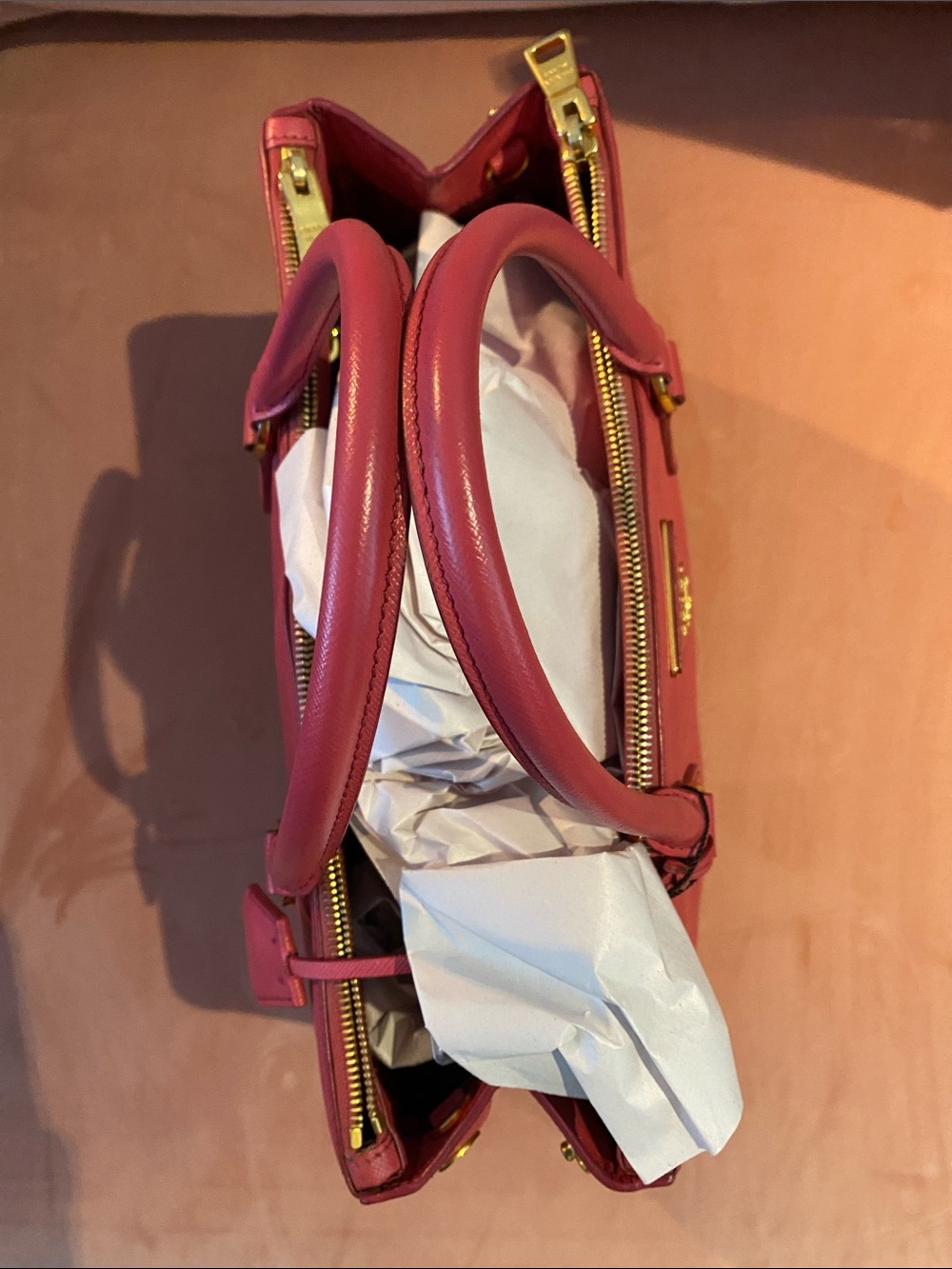 Pre Owned Prada Galleria small Saffiano leather bag in Raspberry Pink - Picture 4 of 16